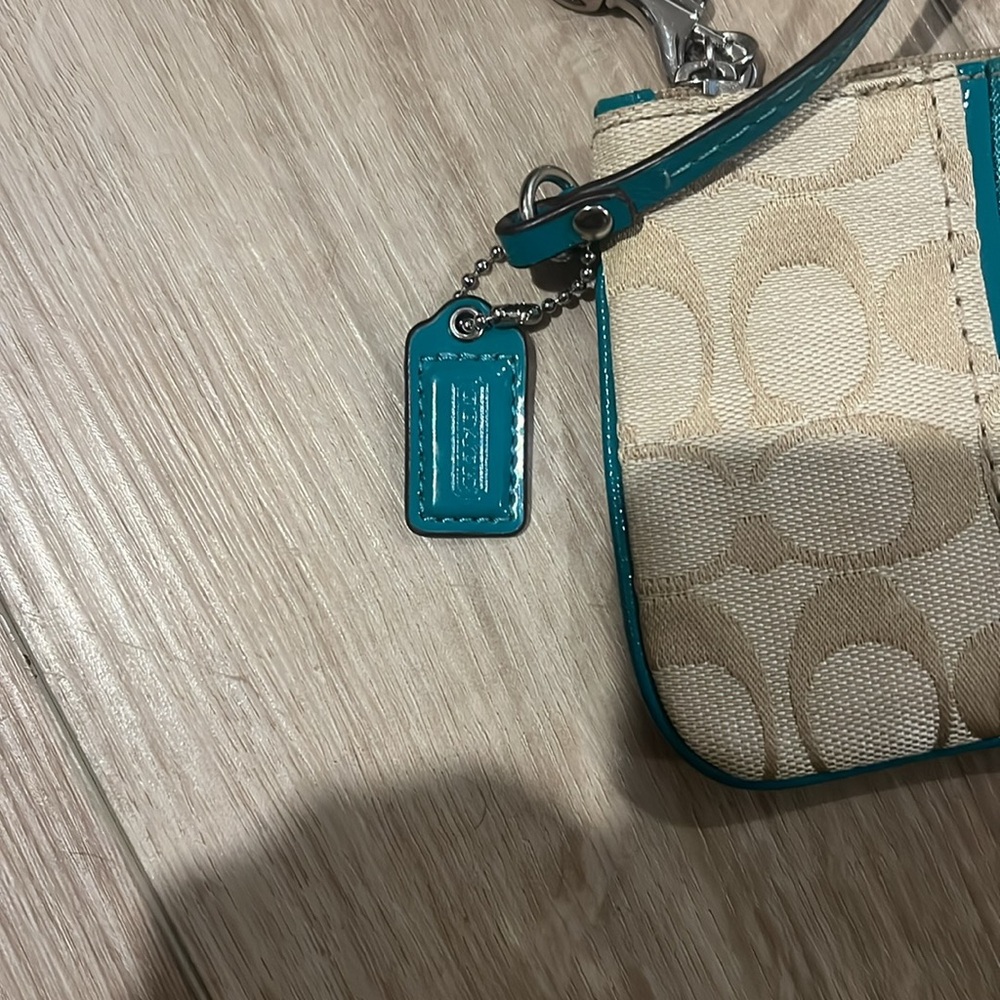 Coach Teal Green Turquoise Tan Wristlet - Picture 3 of 4